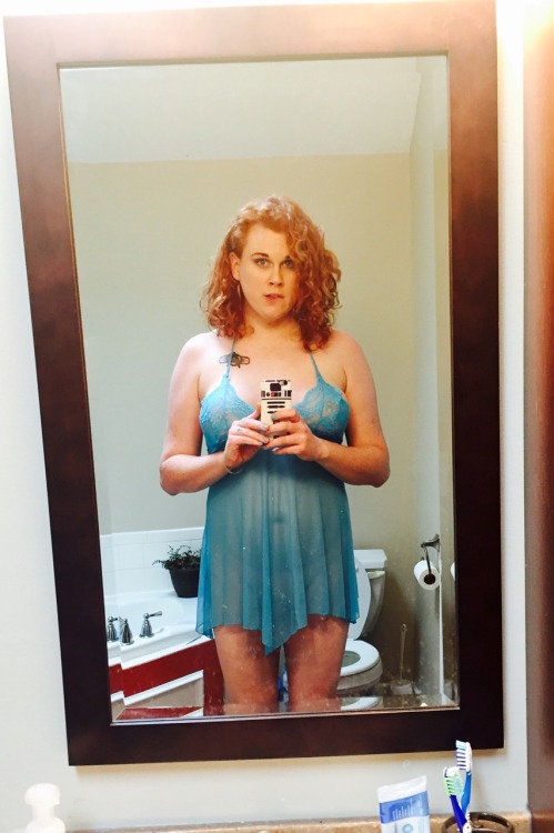 ainsley-shepard:  More blue! Dare I say I blue myself?
