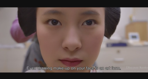 geisha-kai:Maiko Fukunae from Miyagawacho talking about her job - watch the whole video shot by DISC