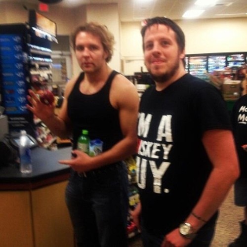 deanismyunitedstateschampion:  Dean Ambrose And A Fan
