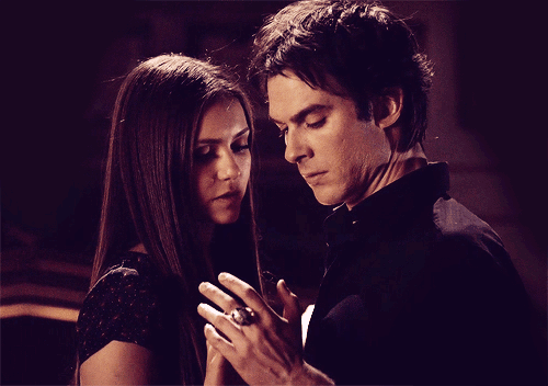“Ma c’è stato un momento, un preciso momento, in cui tutti sono spariti e c’eravamo solo noi due.” - Damon / The Vampire Diaries (via @marika-pap)