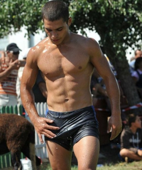 SexyMenStraight 18+