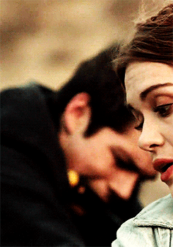 hellasterek:  #stop using ur mouth as an extra hand (jk don’t stop) ( kirayukimura) 