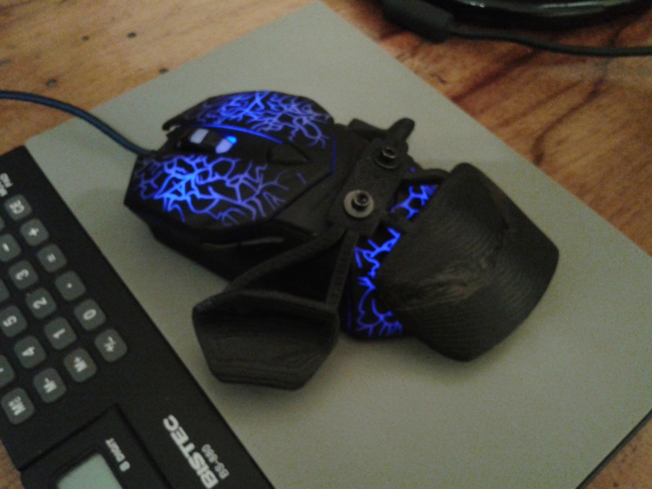 anthroanim:  I guess this qualifies at the very first useful use of the 3D printer.