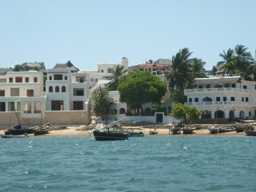 eyemodernist:  Lamu, KenyaOnce a town prized for its arts, poetry, and politics, Lamu, is now an obscure tourist attraction. The town was founded in the 14th century and has maintained much of its Swahili architecture. The city as also been touted by