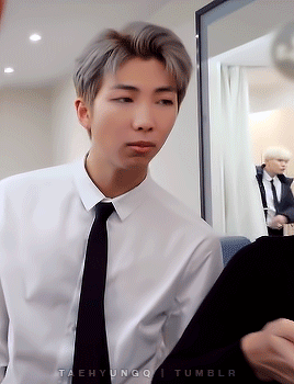 Joon Eats A Sour Berry :c