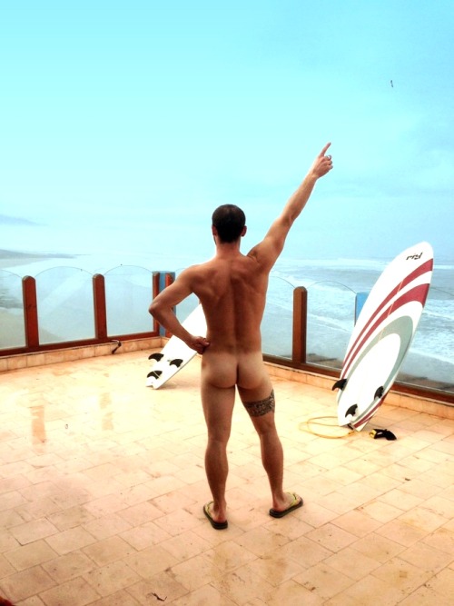 menobsession:  ♂♂ SURFER OBSESSION MONTH! ♂♂ Click here for more surf studs! ♂♂  