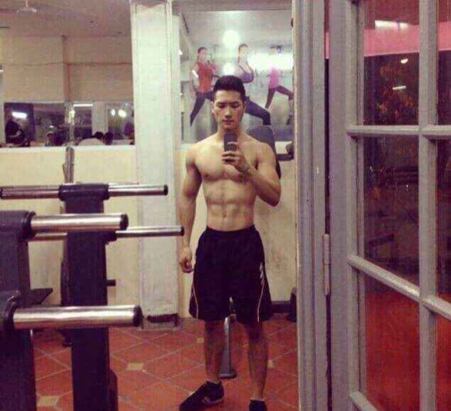vietnamesegay:  Con cặc của hot face Ta tuan anh gym idol trên kenh14 năm 2016