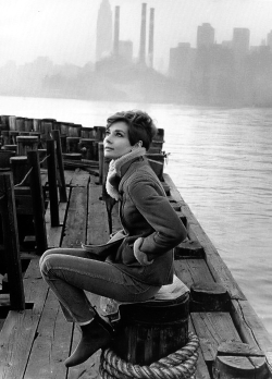  Audrey Hepburn in New York City | 1954 