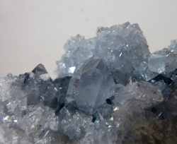 rockon-ro:  CELESTITE (Strontium Sulfate)