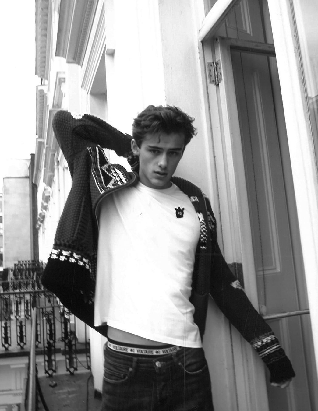 vogueman:
“William Franklyn-Miller for Zadig&Voltaire. William wears Cardigan, t-shirt, pants and shorts Zadig&Voltaire
”