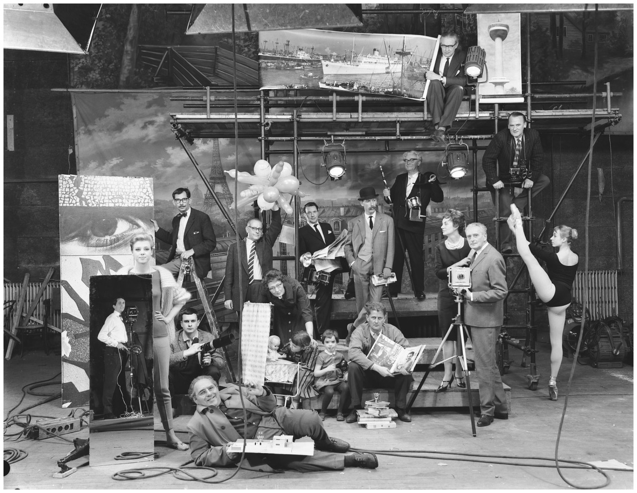 Group photo for 1960 Telegraph Dutch photographers among others. Carel Blazer and