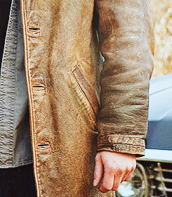 bellamyblake - ♥♥♥♥♥ Dean Winchester Leather Jacket...