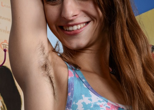 dirtypantiesgirlsfetish: Female hairy fragrant armpits Женские волосатые ароматные подмышки