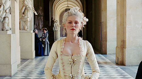 Marie Antoinette (2006) porn pictures