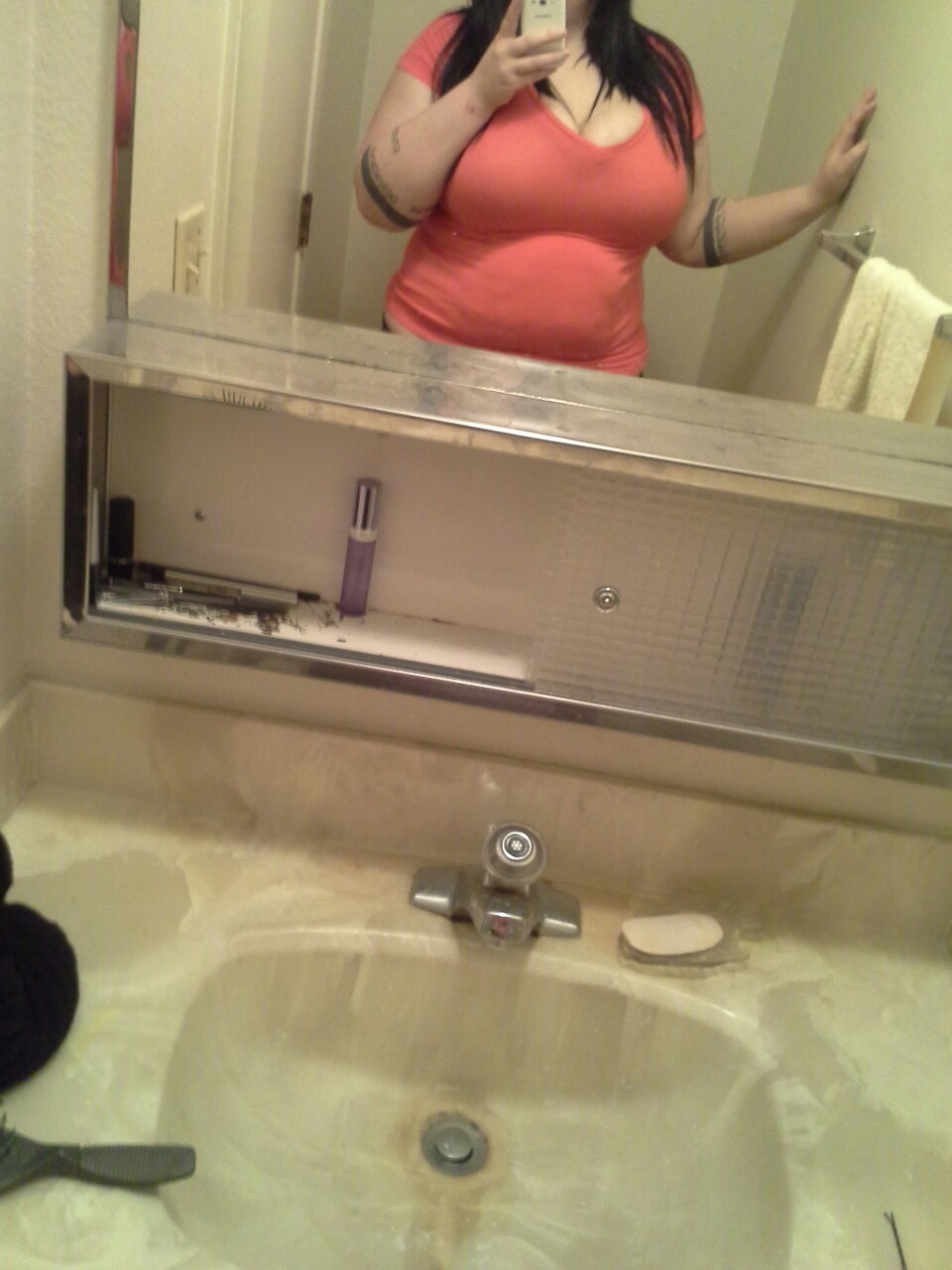 thickthighswillsavelives:  I am so cute, with my cute tits and my cute tummy and