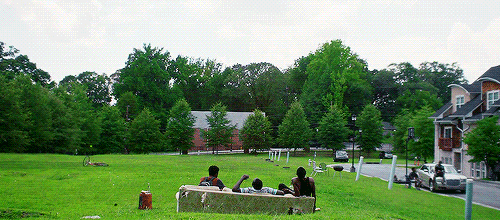 dailyatlanta:  Oh, wait, wait, wait. It’s 4:30.