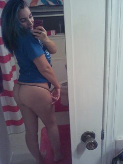 oklahomastupidwild:  booty pic bc booty
