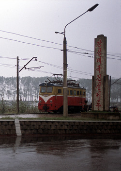 ourfriendstothenorth:  Hamhung narrow gauge railway by Frühtau on Flickr.