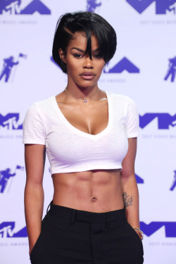celebsofcolor:  Teyana Taylor attends the 2017 MTV Video Music Awards at The Forum on August 27, 2017 in Inglewood, California.