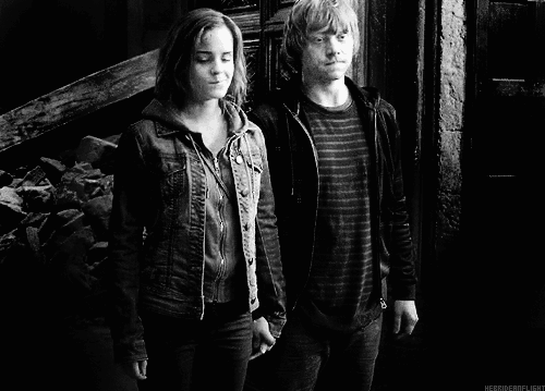 magic-tributes-from-district9-34:  *o* on We Heart Ithttp://weheartit.com/entry/94224332/via/misslock