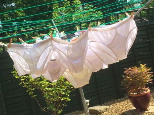 white-briefs-lover:I love those sunny days where you can see tighty whities on the washing line ever