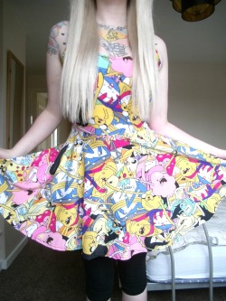 shoutthesewords:  I bought an Adventure time dress guyyyys ^.^ 
