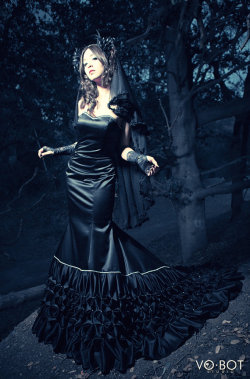 victorian-goth:  Victorian goth http://victorian-goth.tumblr.com/