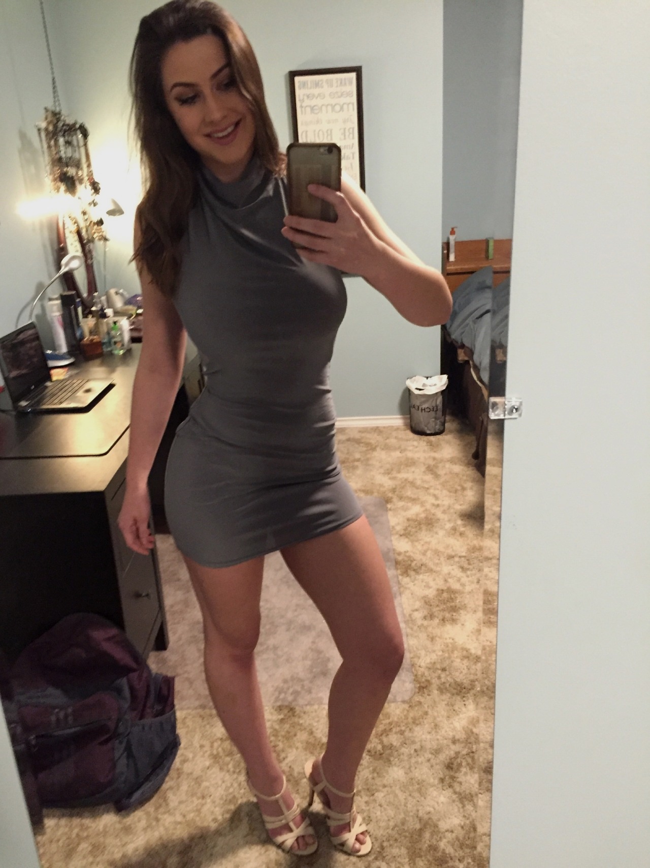 babe-in-dress: Babe in Dress  Babe in Dress  #dresses #cleavage #tight #dress 