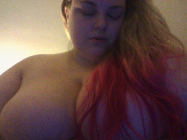 pardonmewhileipanic:  Don’t wake me unless you love meIt takes too long to fall