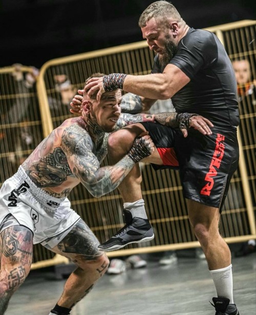 Boom Fists And Knees In A Bareknuckle KOTS Fight