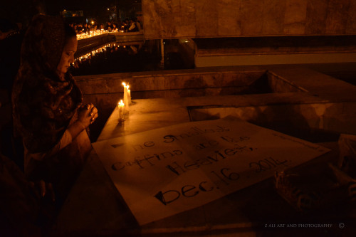 zaliartandphotography:  A candle light vigil at Karachi’s do talwar for the victims of a recent attack on school children in Peshawar, Pakistan.  135 people have been reported killed, out of which 132 were children 