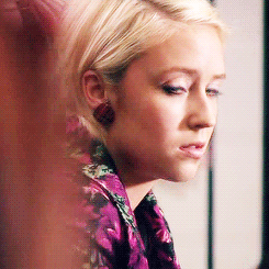 esteahaim:  naomily moments: 3x01 ‘Everyone’ 