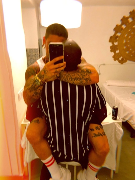 badboygugu: No se me olvida es anoche en Ibiza  