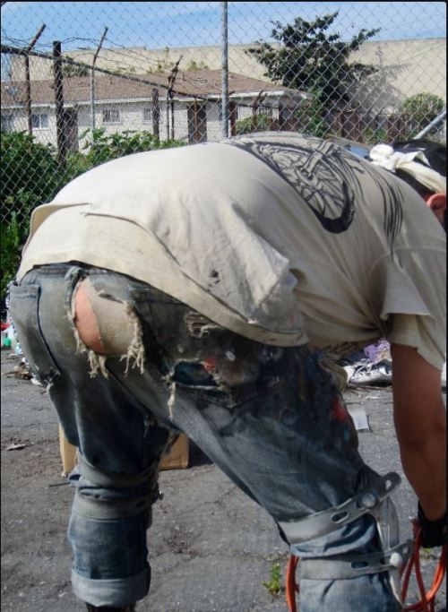 pheromone85:  uncutdirtybriefs:  pic 1)  3 years unwashed once white Tshirt, heavy BO Pic 2) &n
