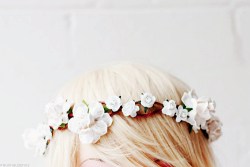 in-dulgingpink:  Flower crowns 😍