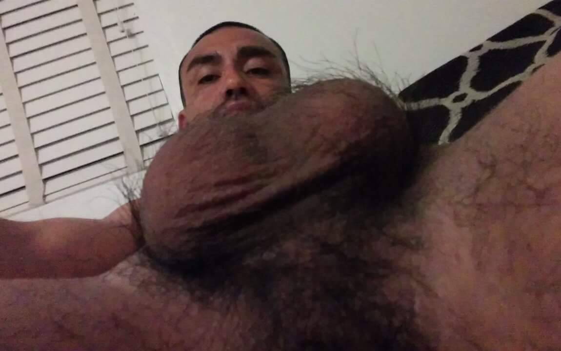 lukass91:  Mas fotos de este machote mmm papito que rico esta LIKE Y COMPARTAANN