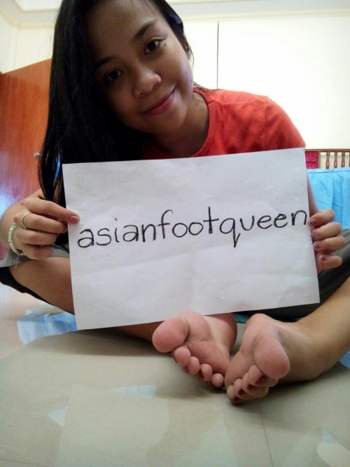 asianfootqueen: Do you think that I am cute? :3I do