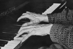 clavierissimo:Ferruccio Busoni at his Bechstein