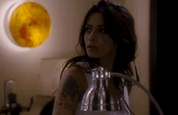 ribbonsoffire:Sarah Shahi ~ Bullet to the Head (2012)  That second last gif btw&hellip;. ooft.