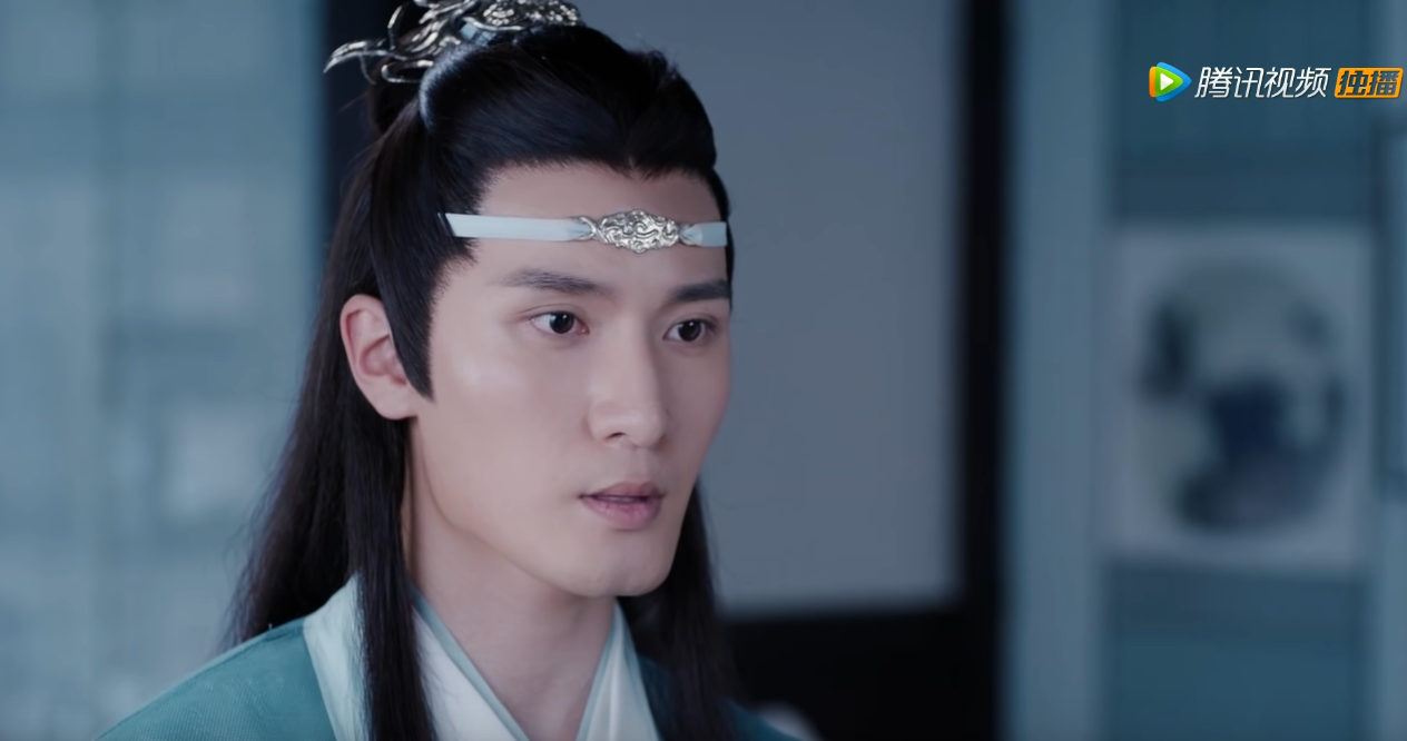 Lan xichen wearing a white hanfu, bright eyes, clear forehead