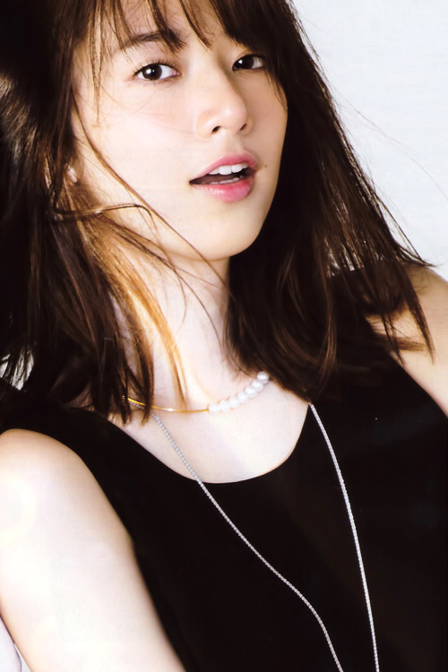 46pic:  Nanami Hashimoto - CanCam
