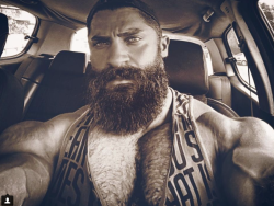 musclefetish:  Doumit Ghanem. Bodybuilder. Beardmaster. Periodontist. Oh, and that’s DOCTOR GHANEM to all you underachievers! 💪🏽