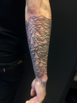 bodddah:  jwgriebel:  Finished my Joy Division tattoo today. I think it came out rather good, if I do say so myself. Tim Lebron from Shamrock Tattoo Company did an amazing job. For those wondering: lines were NOT meant to be straight. We stayed true to