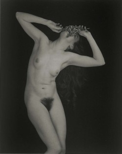 Rivesveronique:   Nude With Lilacs (Twenty-Five Photographs) 1936Artist Edward Steichen