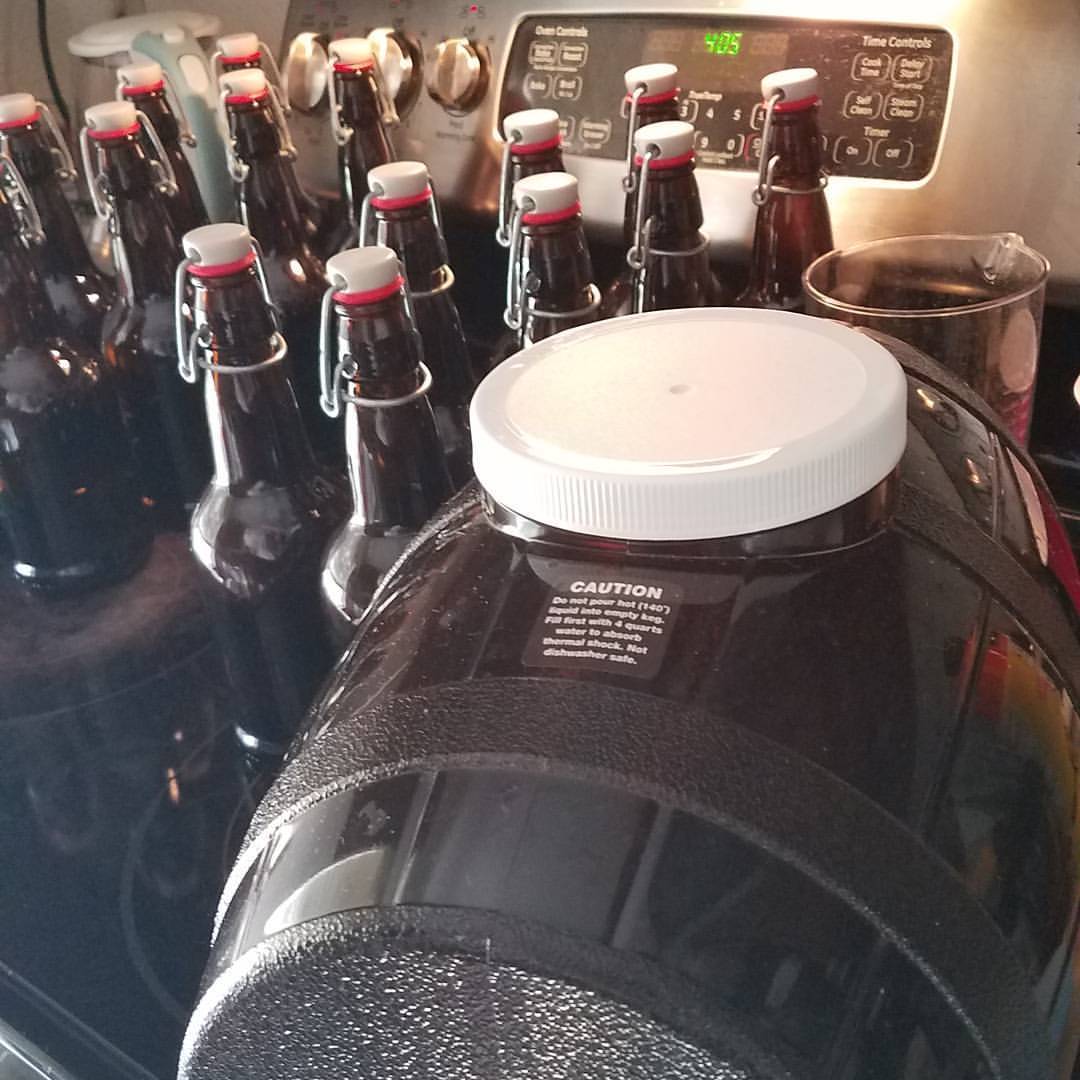 It’s bottling day! Bewitched. Pitch 9/12/2021, bottle 9/25, drink 10/16. #iammrbeer (at Bryan, Texas)
https://www.instagram.com/p/CUQmUIGl4ng/?utm_medium=tumblr