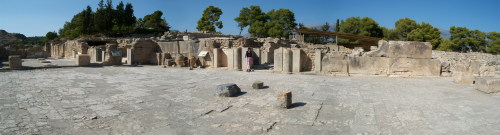 The palace of Phaistos, located in the south of Crete, was the second biggest Minoan palace. As the 