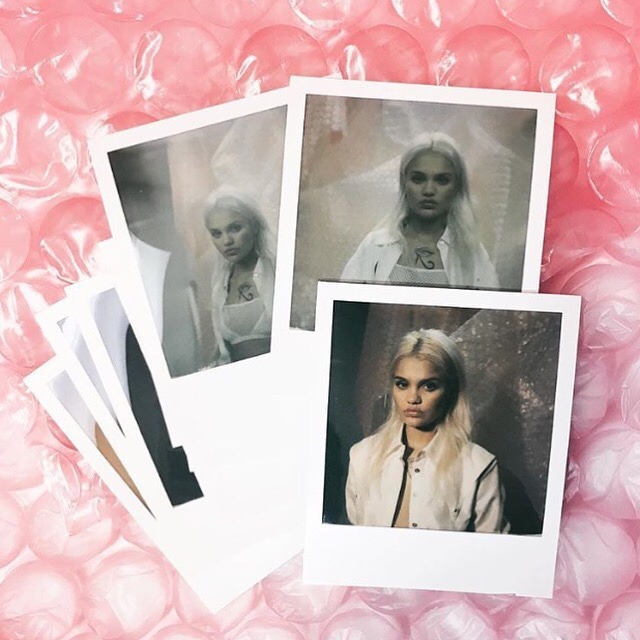 aminablu:  BTS of Amina for her Complex shoot