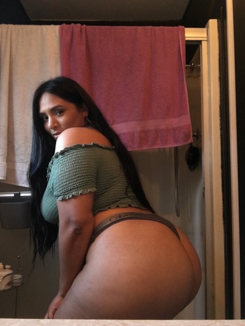 latinaa-goddesss: He can tell I ain’t missing no meals