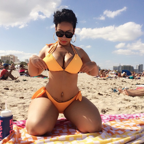 freeblackpornme:  thikwiddit:  Tylea Adorehttp://www.thikwiddit.tumblr.com http://www.freeblackporn.me