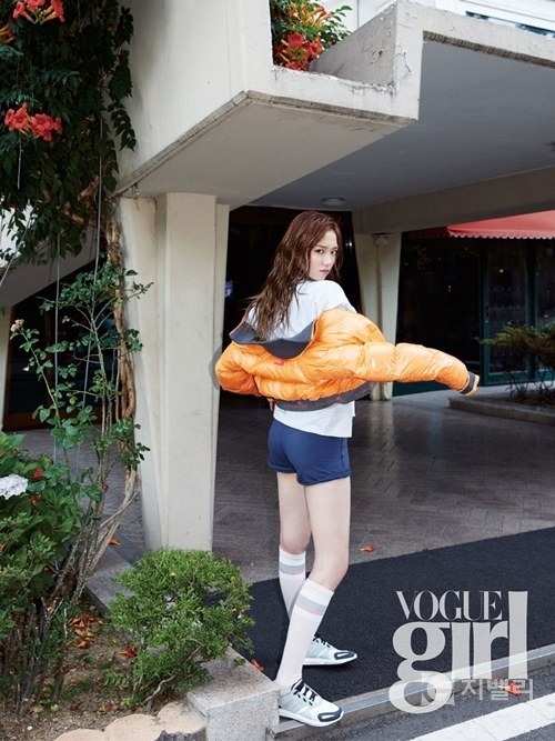 korean-dreams-girls: Lee Sung Kyung - Vogue Girl Magazine Pics